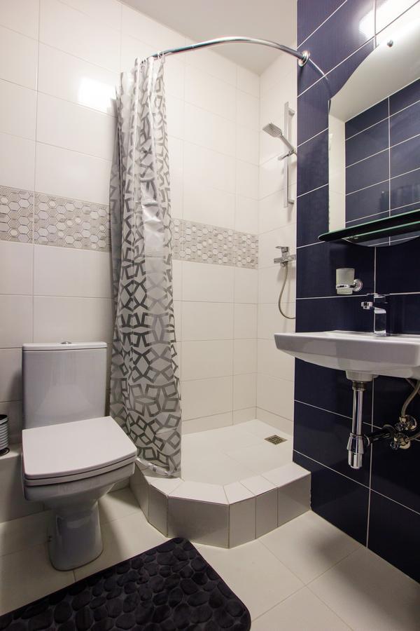 East Residence White Kiev Exterior foto